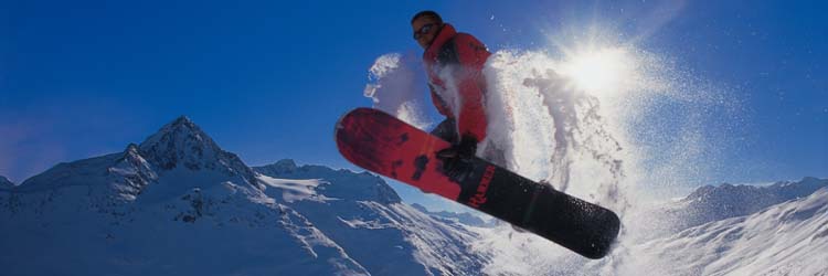 Snowboarder Schischule Vent 01
